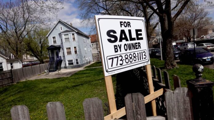 Housing market improves as rising mortgage rates weigh on sales