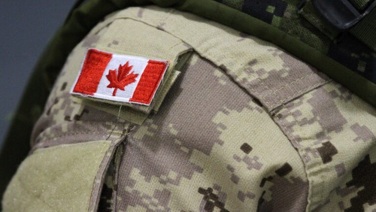 Coronavirus vaccine rules: Few Canadian Armed Forces members kicked out