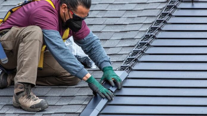 This roofing company says it figured out how to make solar shingles affordable