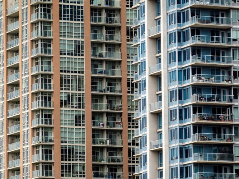 Canada’s average rent increased by 10.9% in 2022, report shows