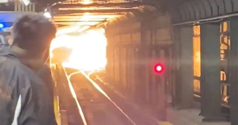Fire breaks out after explosion in Toronto subway station