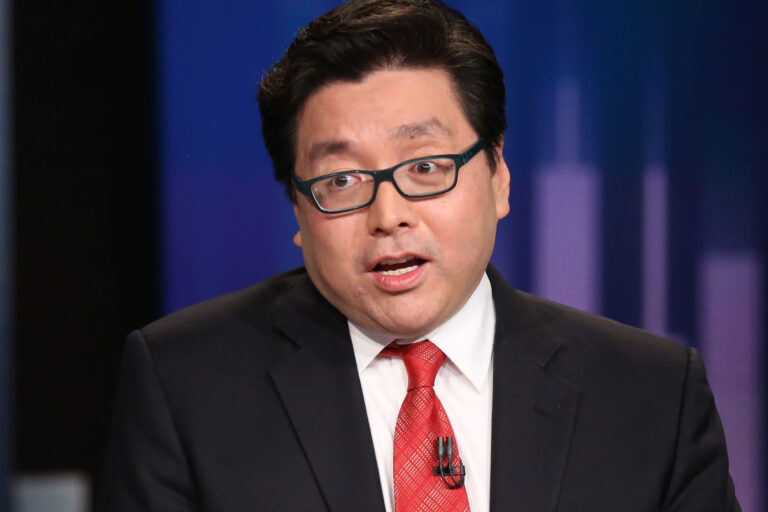 FAANG shares could soar as much as 50% this year, says Fundstrat's Tom Lee