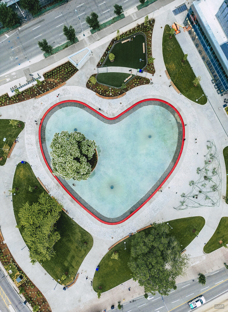 Love Park Grand Opening Celebrated on Toronto's Waterfront