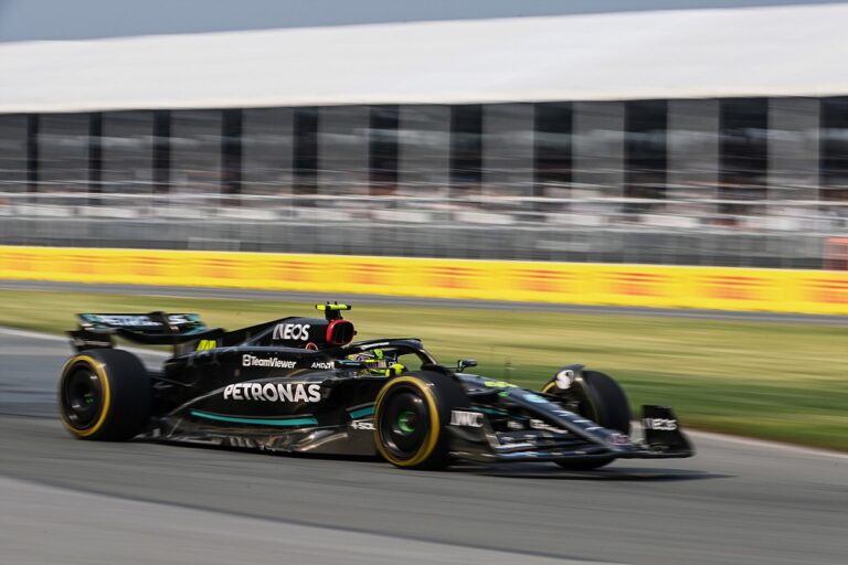 Mercedes drivers play down Canada F1 practice 1-2