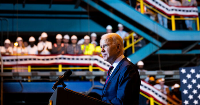 Strong Economic Data Buoys Biden, but Many Voters Are Still Sour