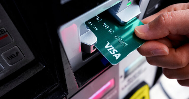 New Federal Rule Caps Most Credit Card Late Fees at $8