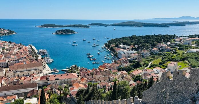 An Island-to-Island Yacht Cruise in Croatia