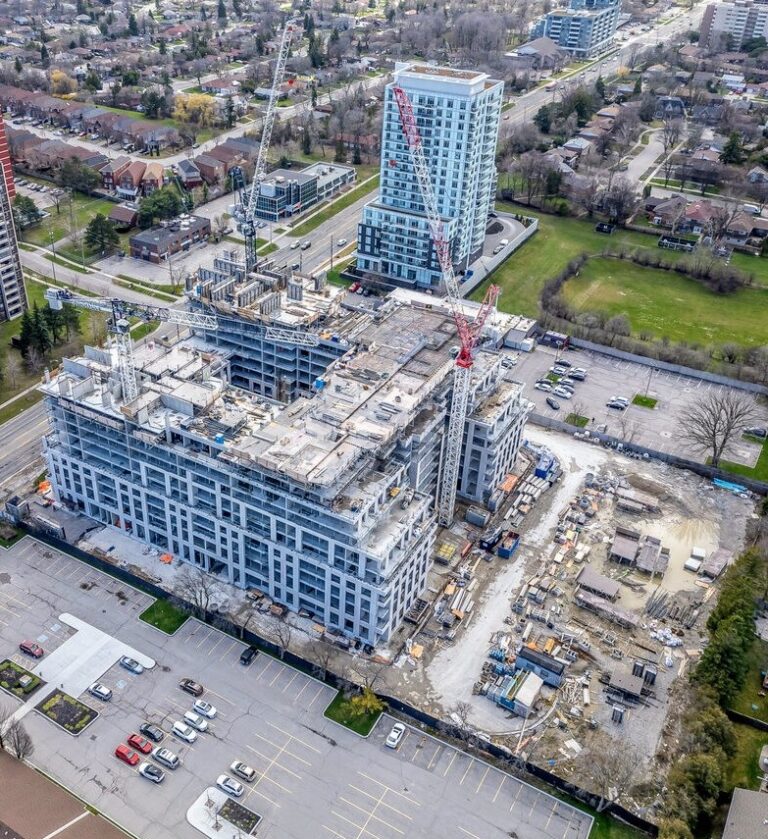 Pinnacle Toronto East's Towers Rising on Sheppard in Scarborough