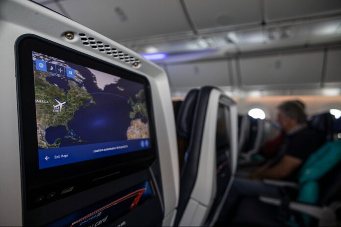 United Airlines Adding Starlink, Free WiFi to All Flights