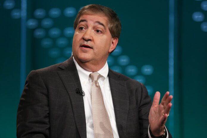 Why Jeff Vinik is “taking the over” on going back to the office