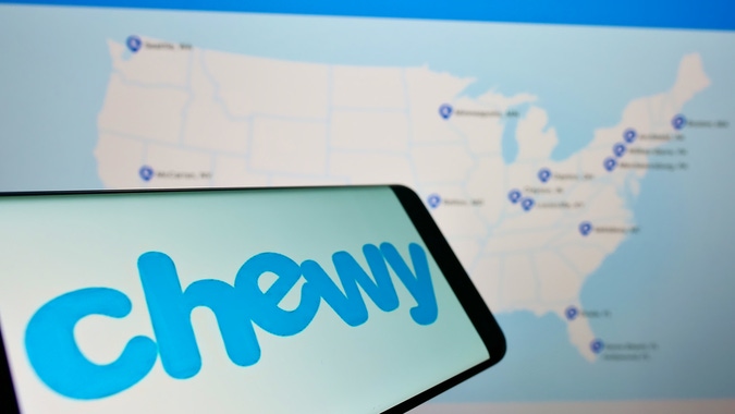 Investing in Chewy Will Require More Than One Earnings Report