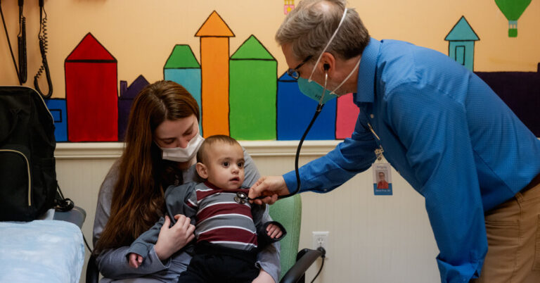As Medicaid Shrinks, Clinics for the Poor Are Trying to Survive