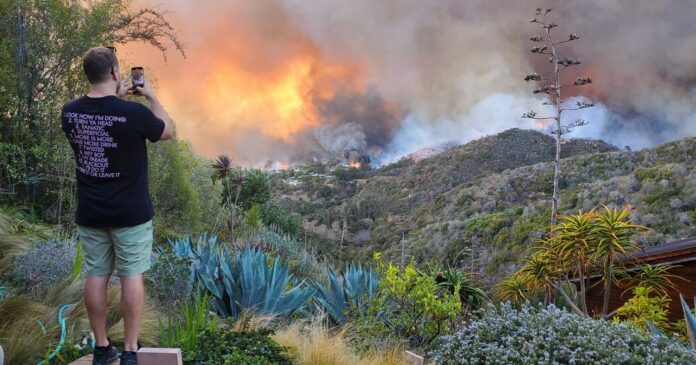Amid Wildfires, a New Reality for L.A.’s Reality TV Stars