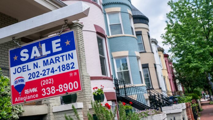 April home sales dropped to the slowest pace for that month since 2009