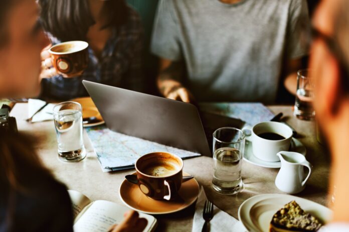 Coffee Shop Cafe Restaurant Freundschaftsbeglanzigkeit Konzept