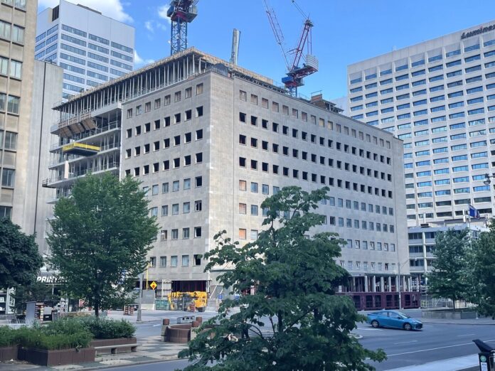 Glazing and Bronze Cladding Appear on The United BLDG at University and Dundas