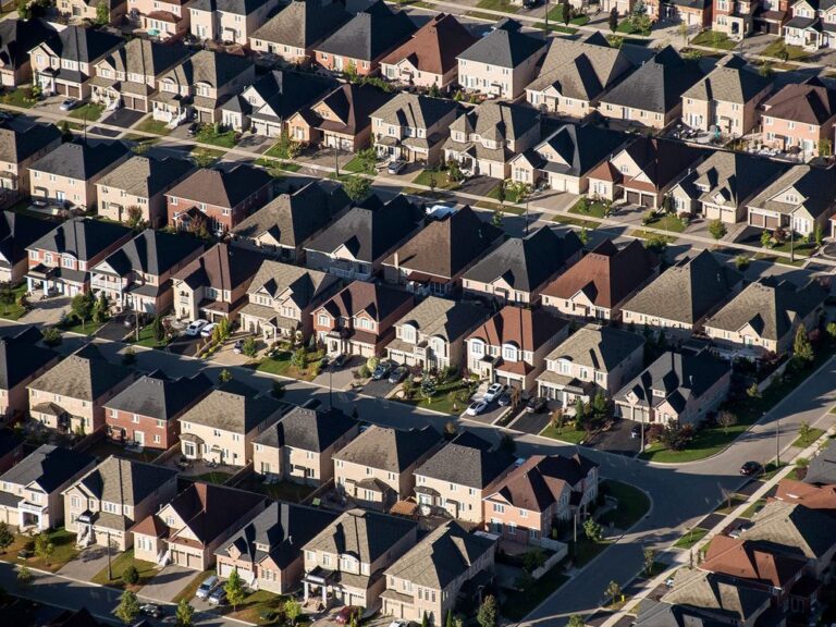 Houses in Toronto, ont.