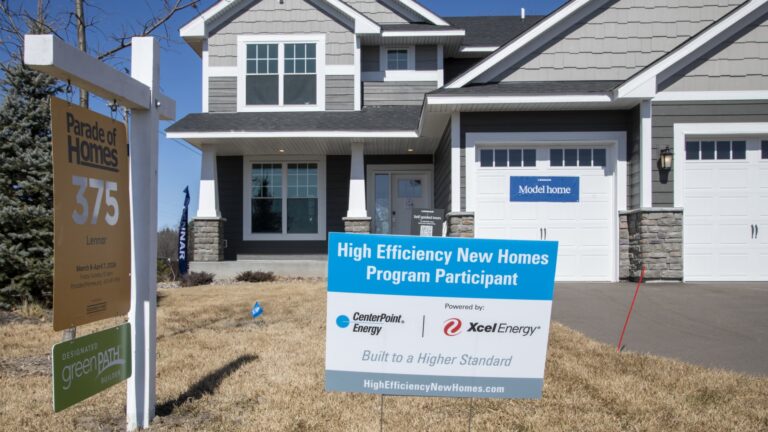 January new home sales plunge to the slowest pace since 2022