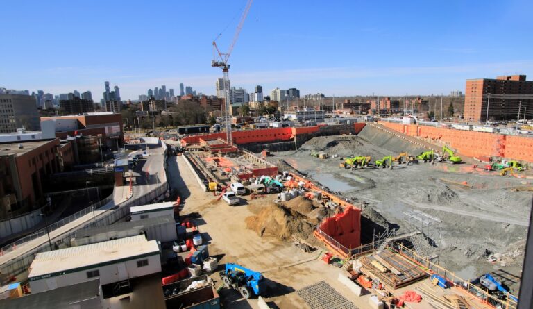 Cranes Up, Foundations Underway at Peter Gilgan Mississauga Hospital