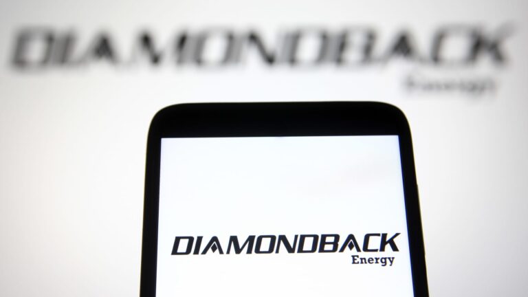 Top Wall Street analysts recommend these stocks for stable income