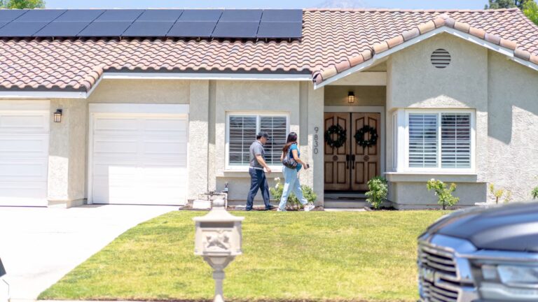Rising mortgage rates cause surge in demand for riskier loans